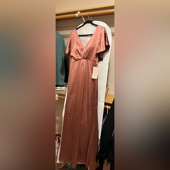 NWT Revelry Gwen Satin Bridesmaid Dress in Desert Rose - Picture 3 of 3